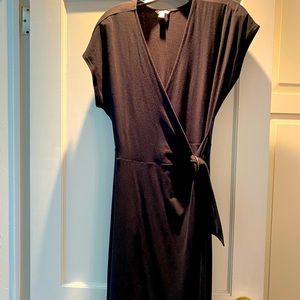 Joie summer wrap dress black Jersey self belting